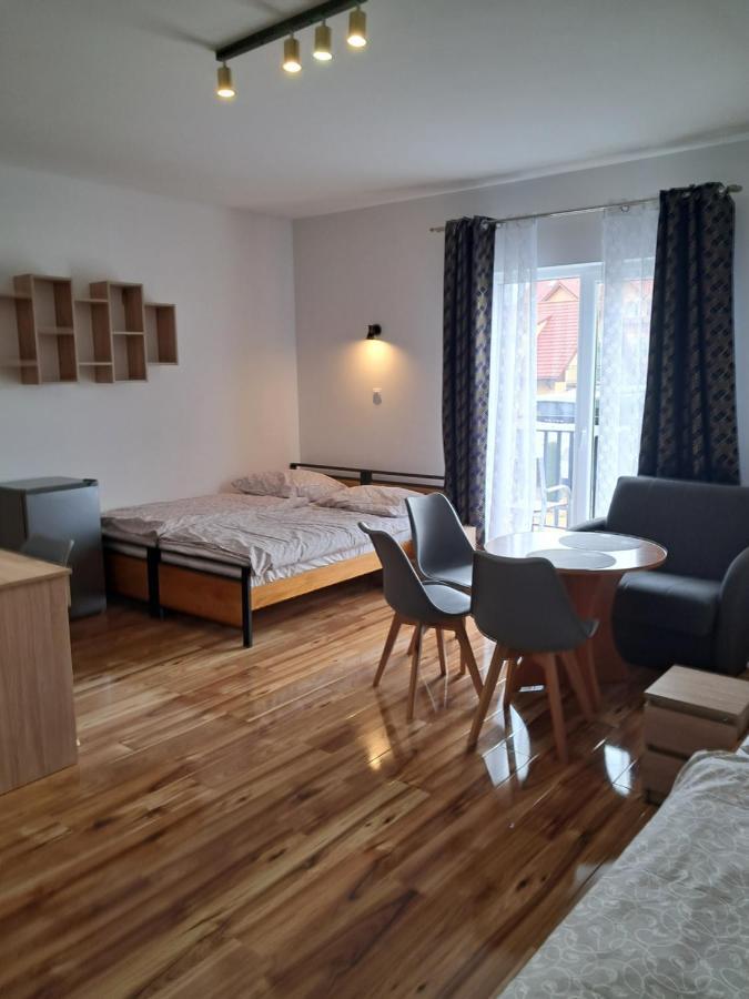 Osrodek Wczasowo-Kolonijny Bazylak Rewal Bed and Breakfast Exterior foto